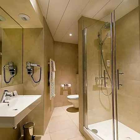 Bleues Royal Westminster 3* 멍똥